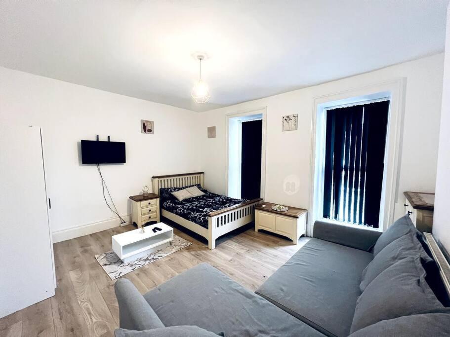 One Bedroom Close To Hyde Park #01 런던 외부 사진